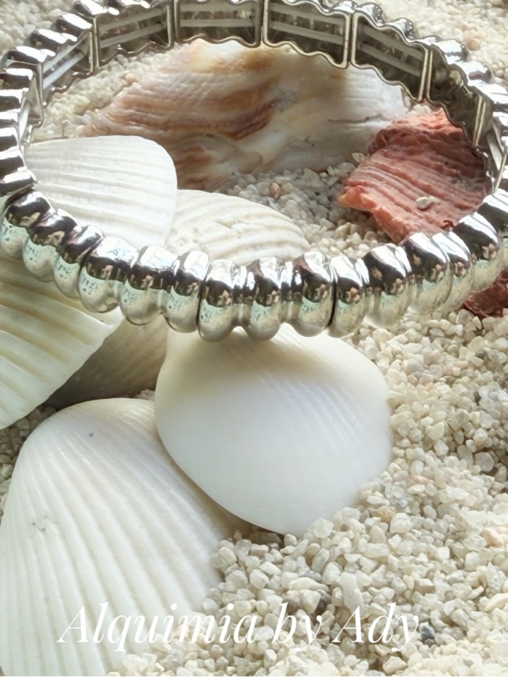 SHELL 🐚 Hammered Silver-Tone Curved Bracelet